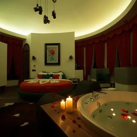 Cephanelik Boutique 3*