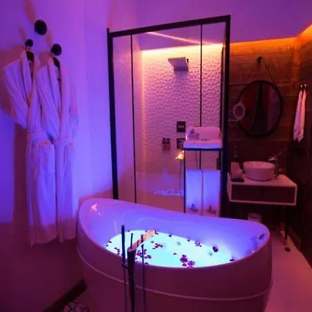 מלון Cephanelik Boutique 3*