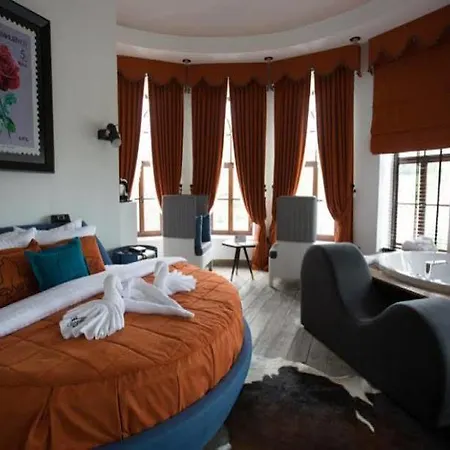 Cephanelik Boutique 3* טראבזון