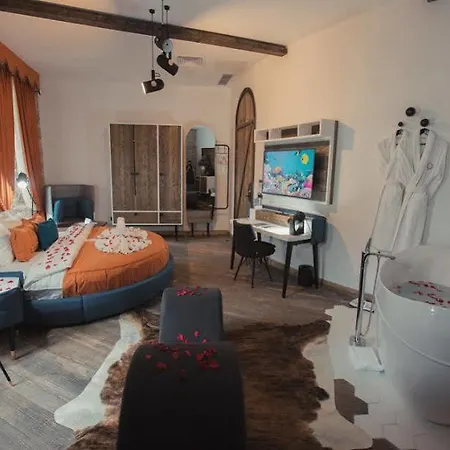 Cephanelik Boutique 3*