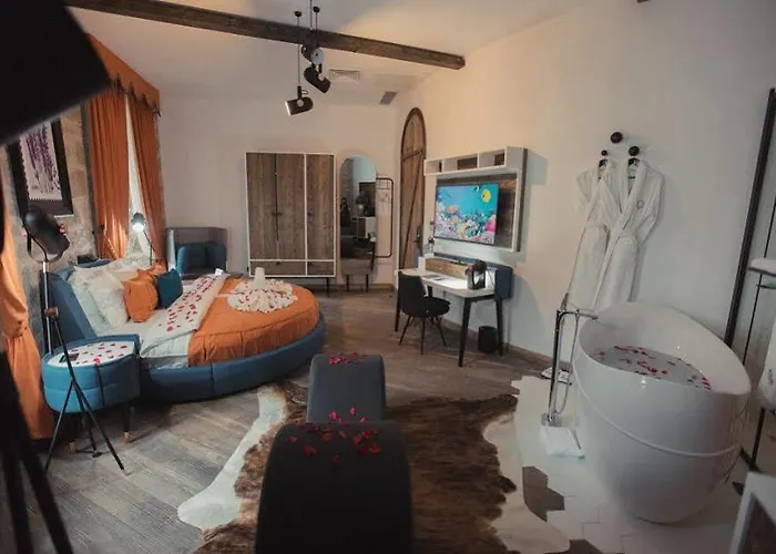 Cephanelik Boutique 3*