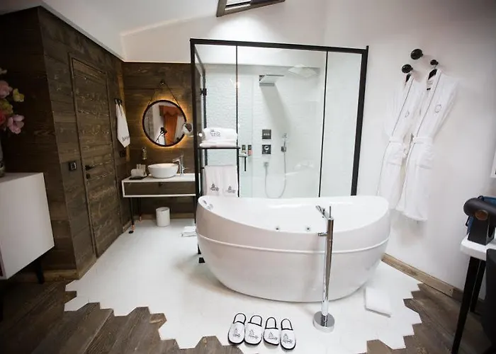 Cephanelik Boutique Trabzon